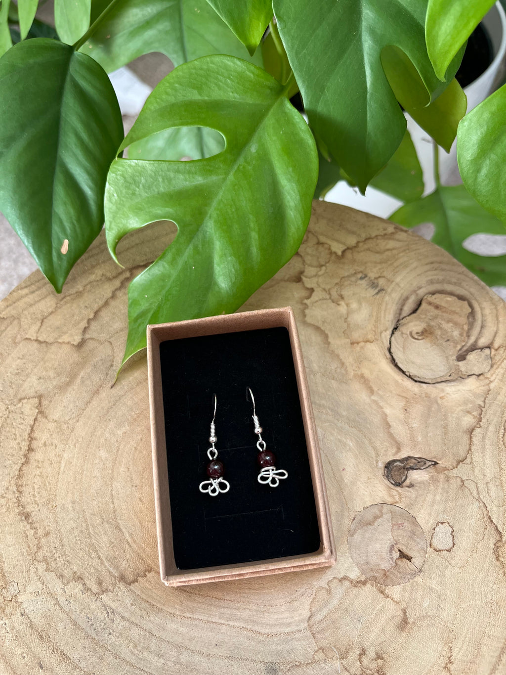 Wurzelchakra Schmuck-Set – 925 Silber Kette, Ring & Ohrringe