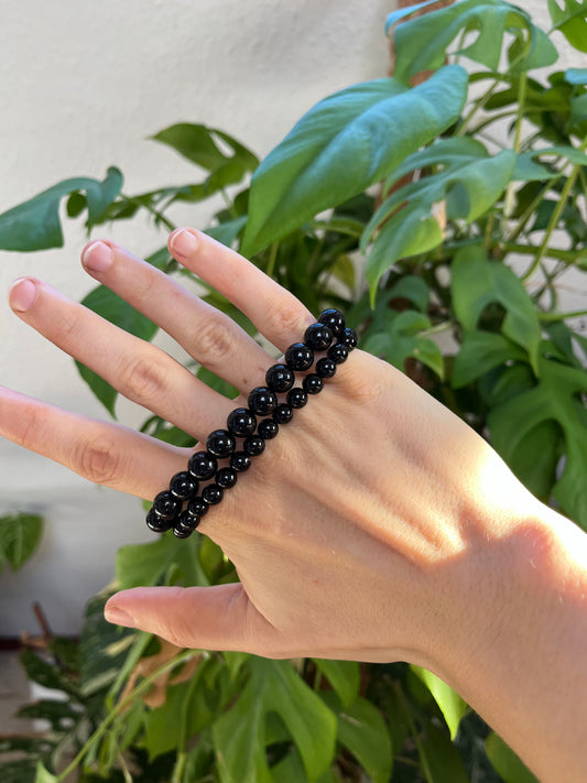 Schwarzer Turmalin Armband – Schutz & Erdung | Kugel-Armband 6 mm & 8 mm