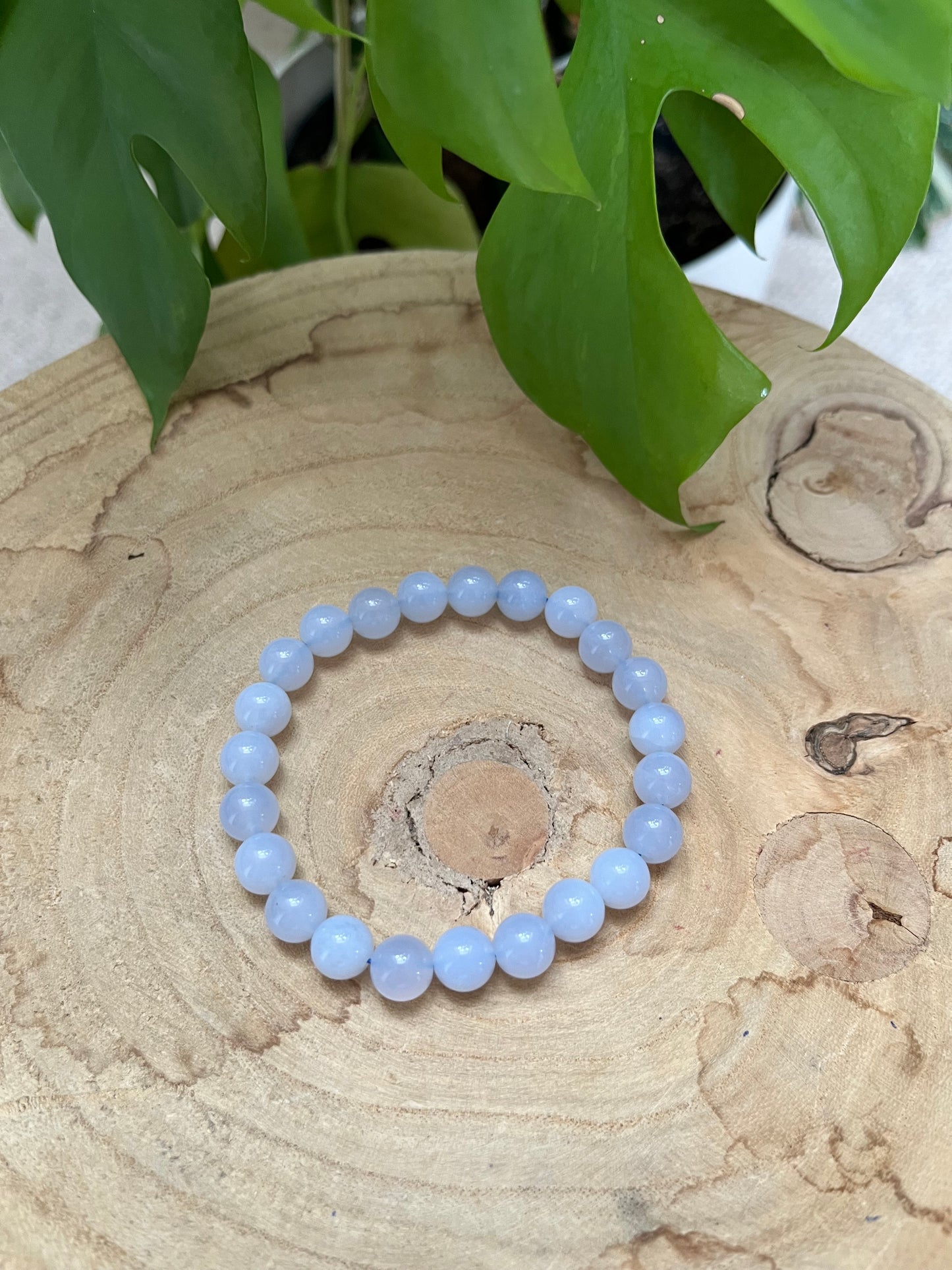 Blauer Calcedon Kugelarmband 8 mm – Edelstein Schmuck für Ruhe & Kommunikation