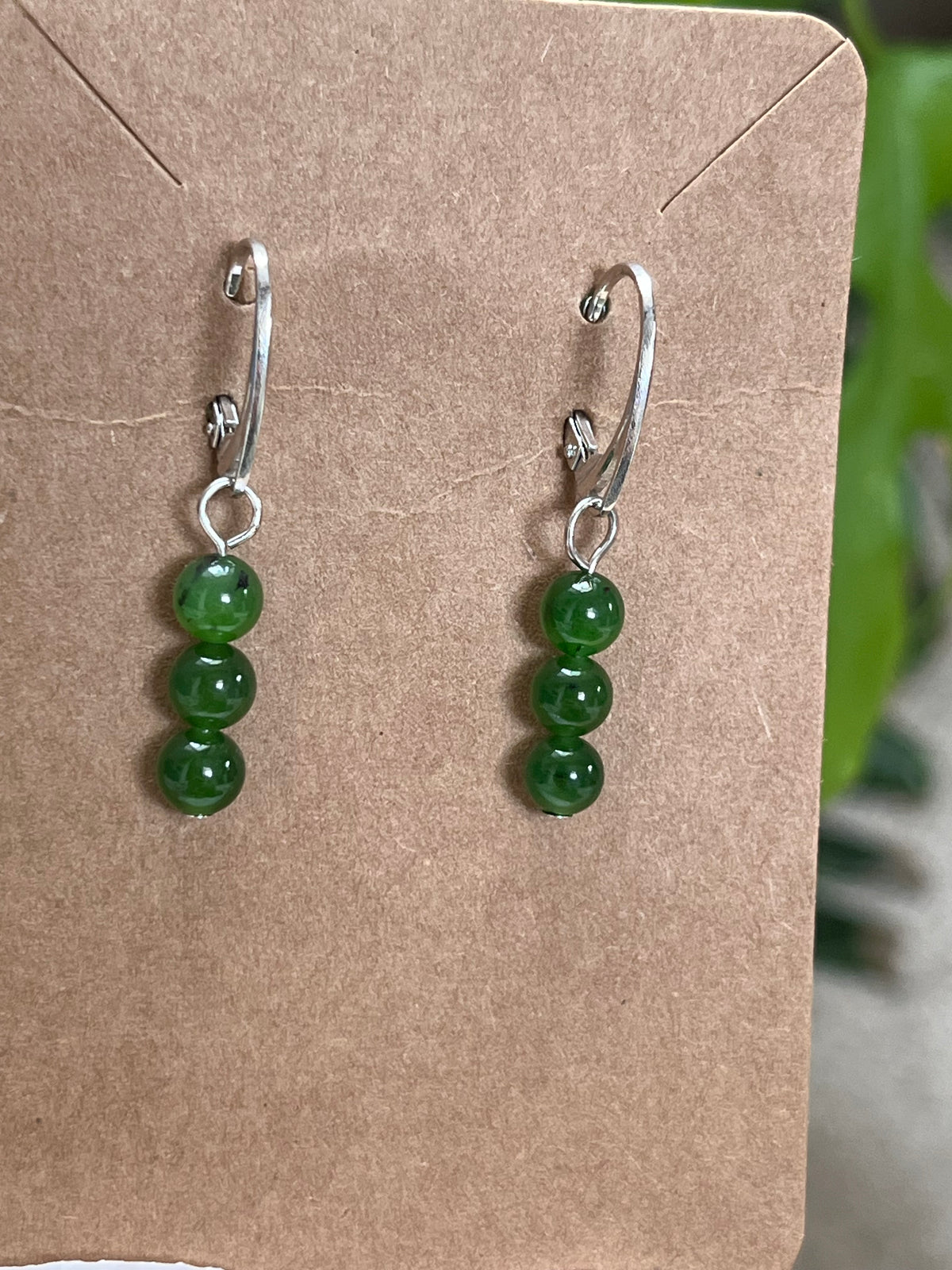 Nephrit Kugel Ohrringe 925 Silber – Grüner Jade Schmuck