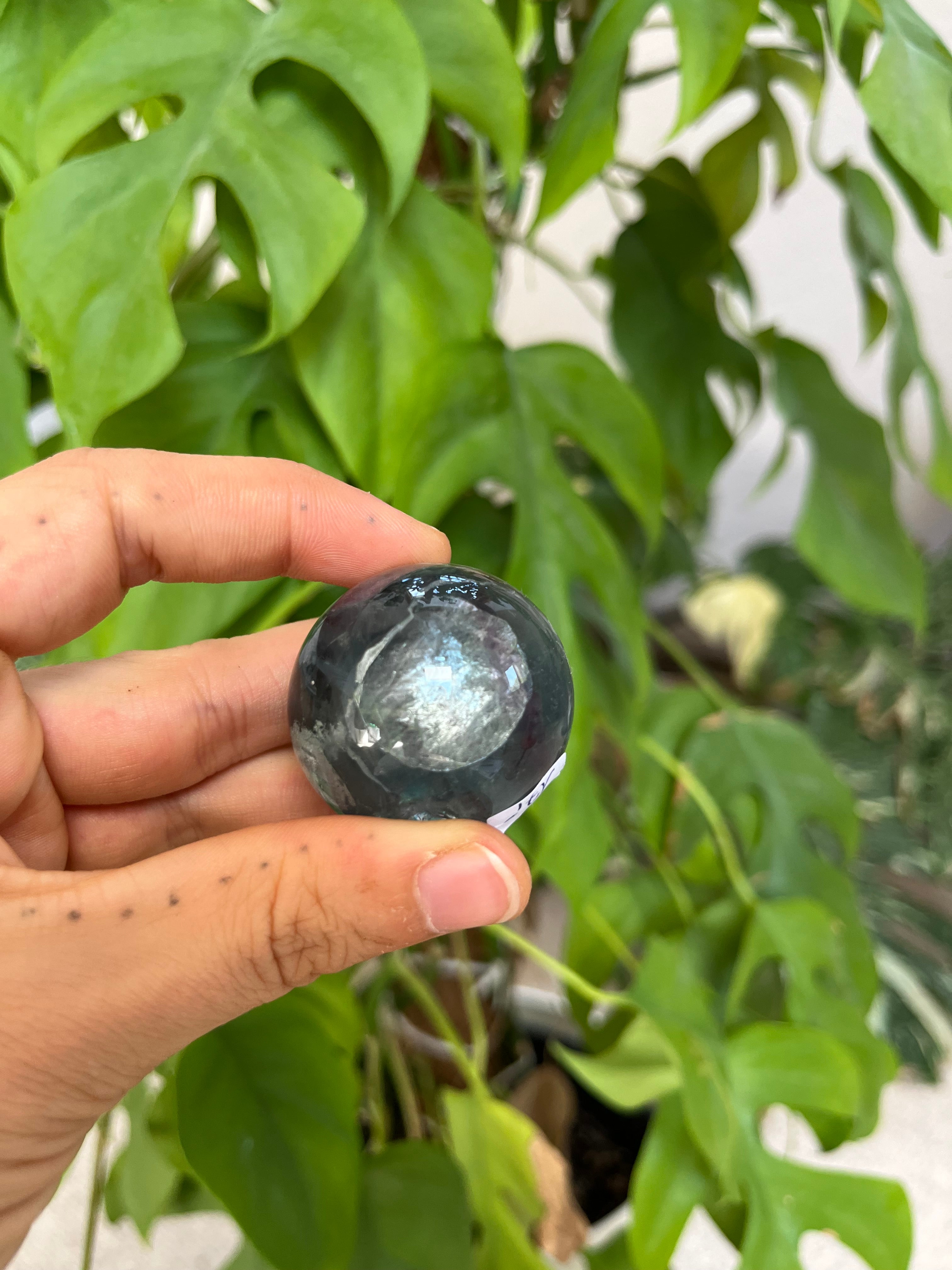 Grüne Fluorit Kugel 3,5 cm – Edelstein für Klarheit & Harmonie
