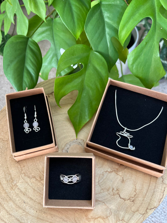 Herzchakra Schmuck-Set – 925 Silber Kette (45 cm), Ring & Ohrringe mit Edelsteinen