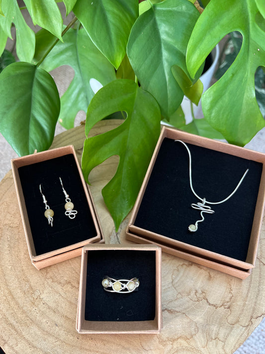 Solarplexus Chakra Schmuck-Set – 925 Silber Kette mit Symbol, Ring & Ohrringe