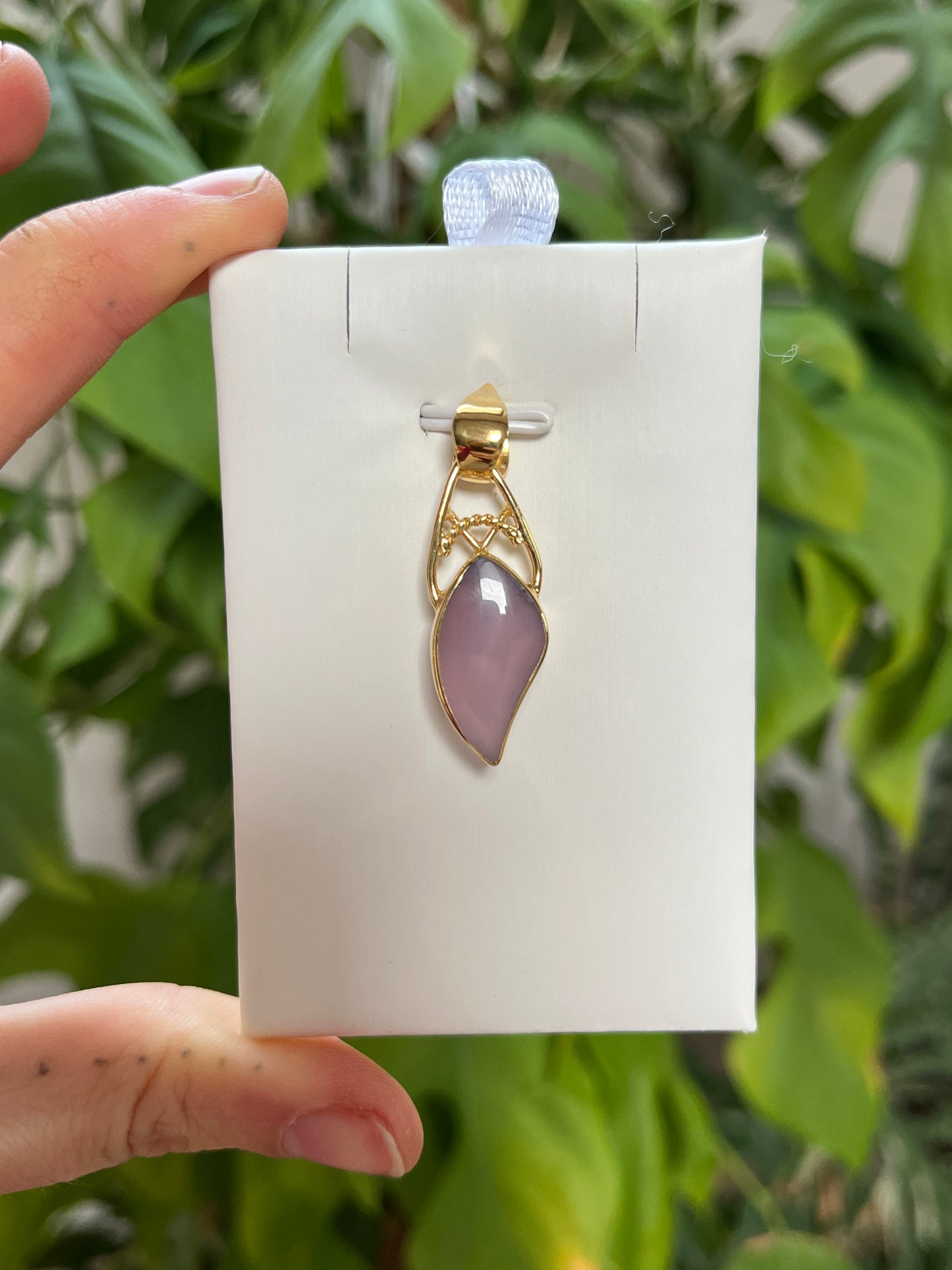 Lila Chalcedon Anhänger gefasst 925 Silber vergoldet