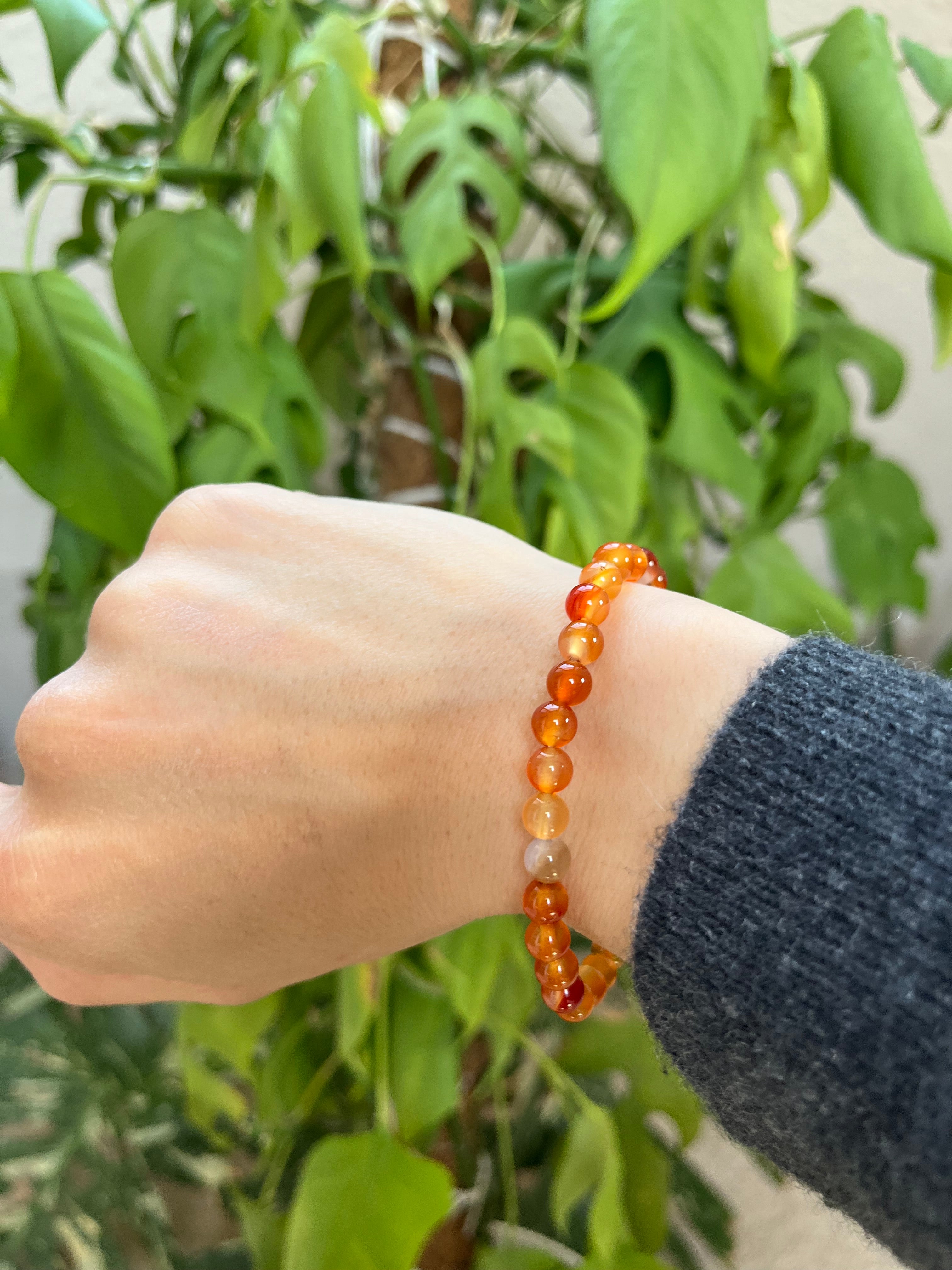Karneol Kugelarmband – Edelstein Armband für Energie & Lebensfreude