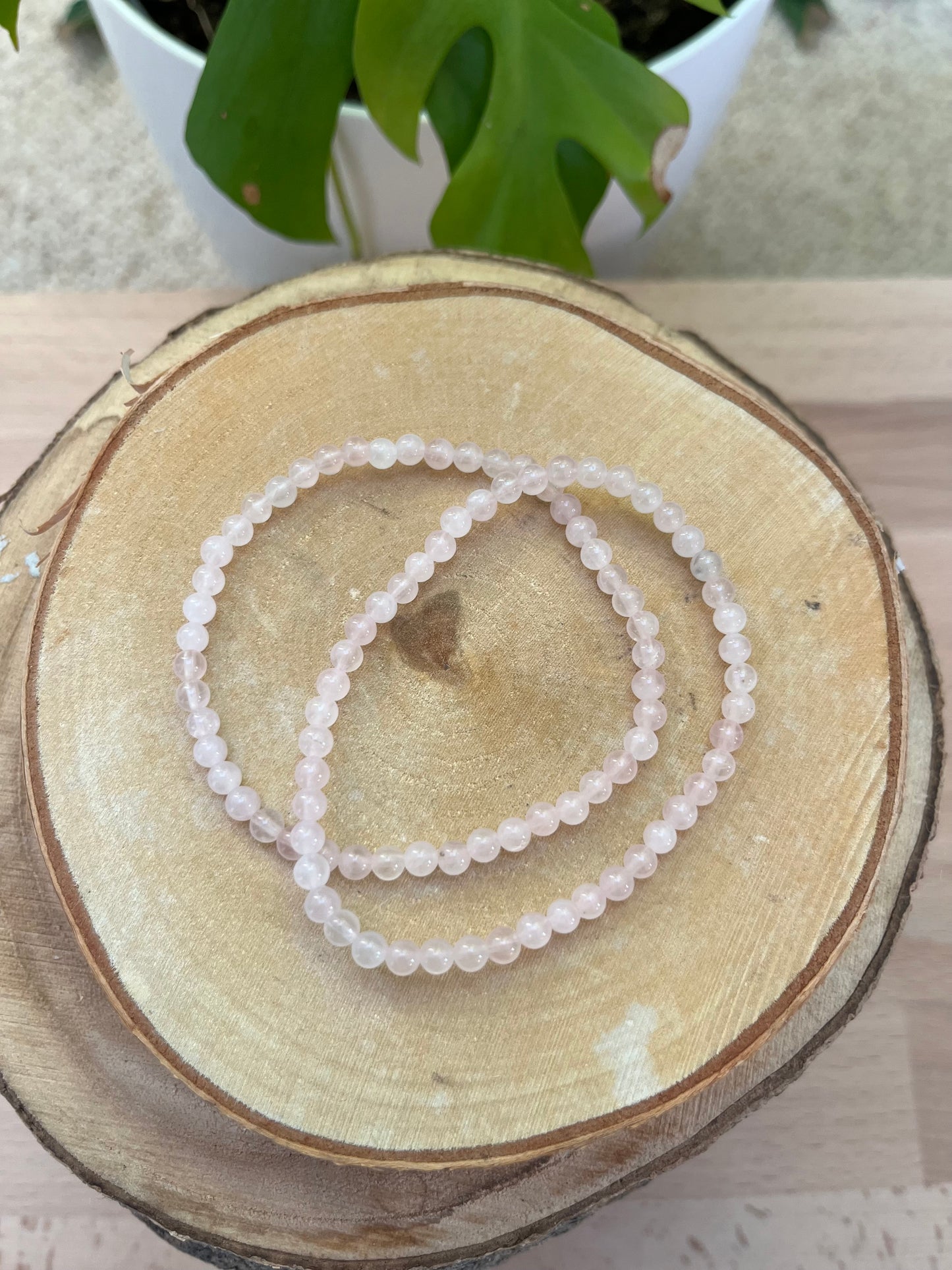 Rosenquarz Armband 4 mm Kugel – Sanftheit & Harmonie