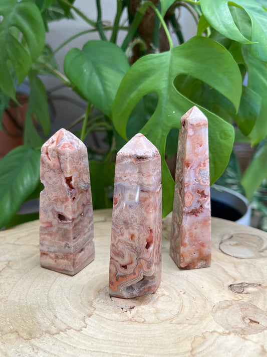 Lace Achat Obelisk – Harmonie & emotionale Balance
