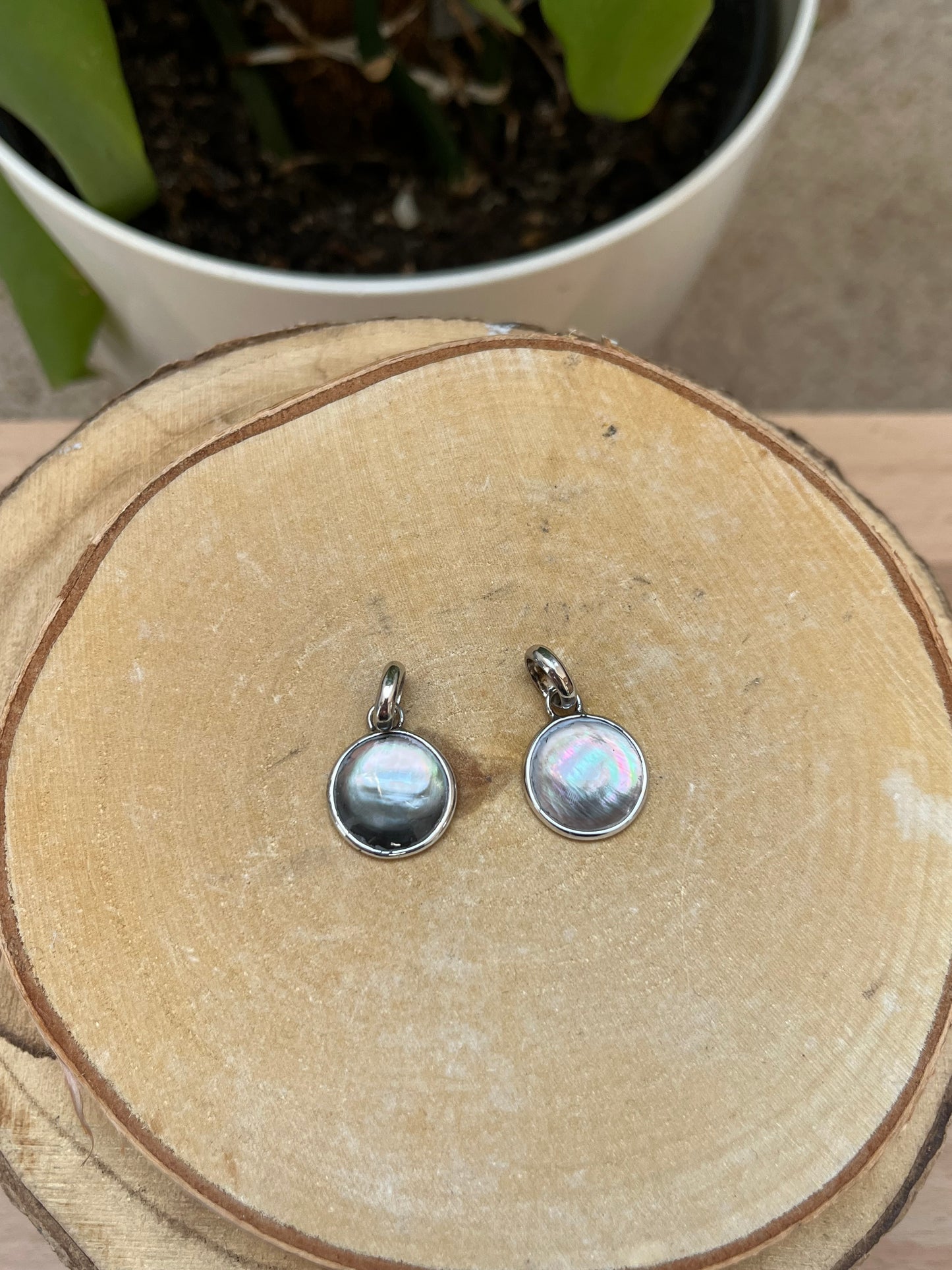 Perlmutt Kettenanhänger rund 925 Silber – Schimmernder Naturanhänger