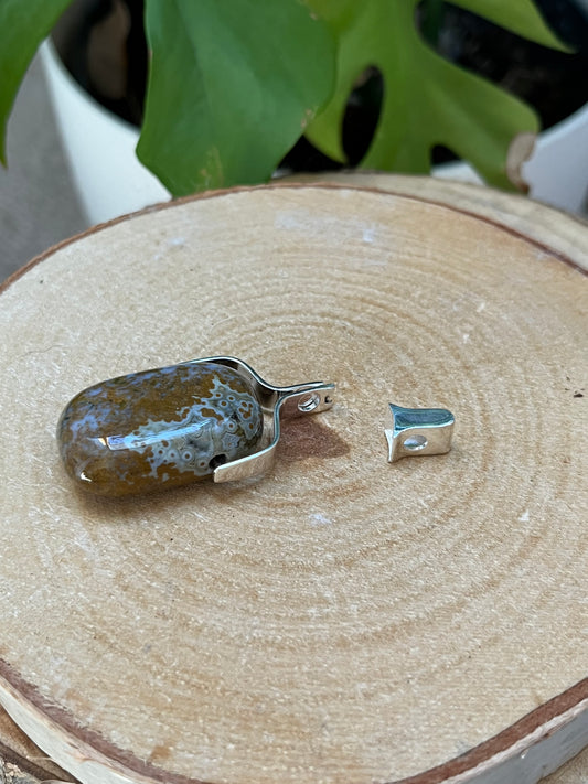 Wechselbogen mit Kappenverschluss – versilbert | für gebohrte Trommelsteine