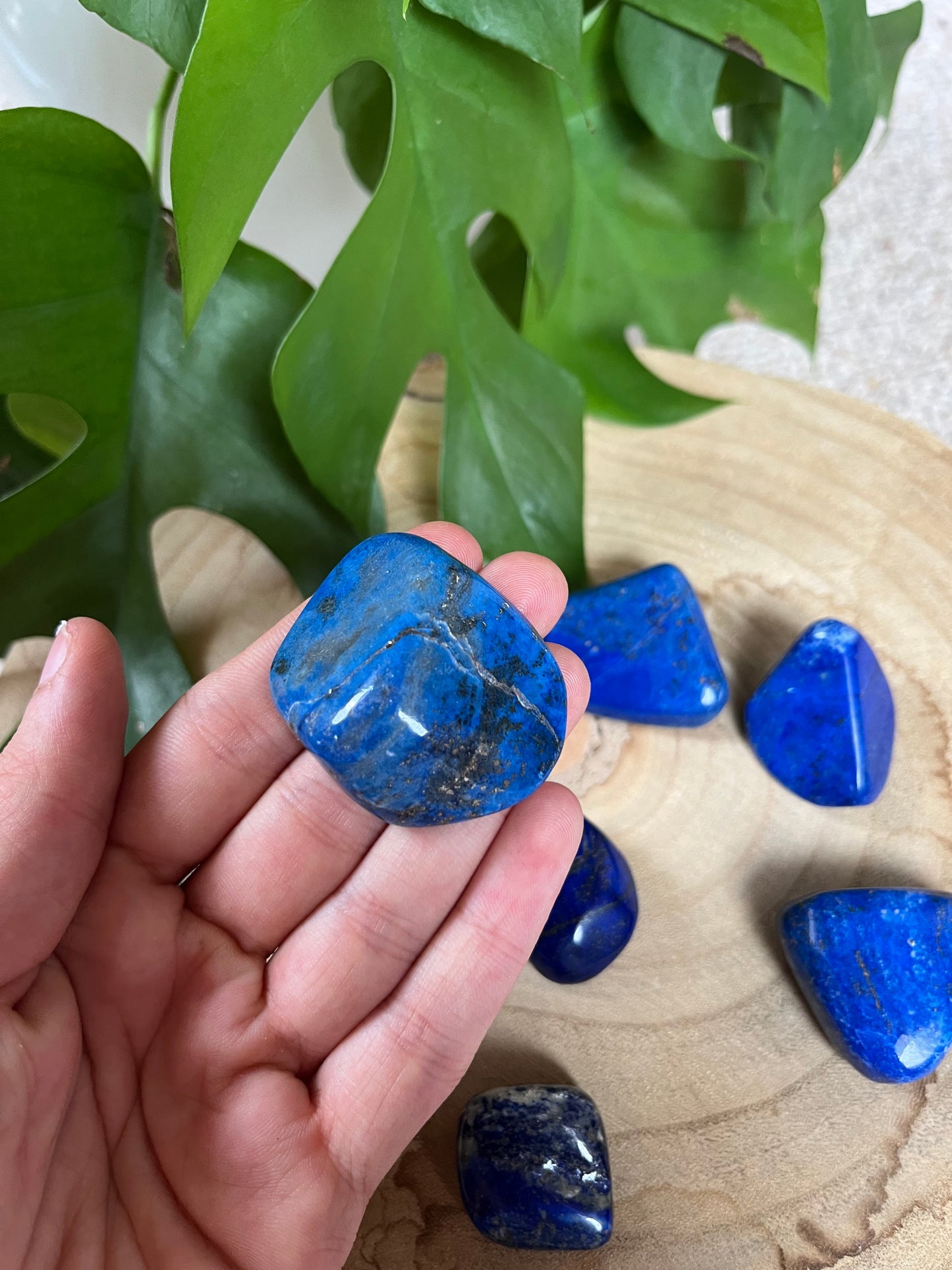 Lapislazuli Trommelstein