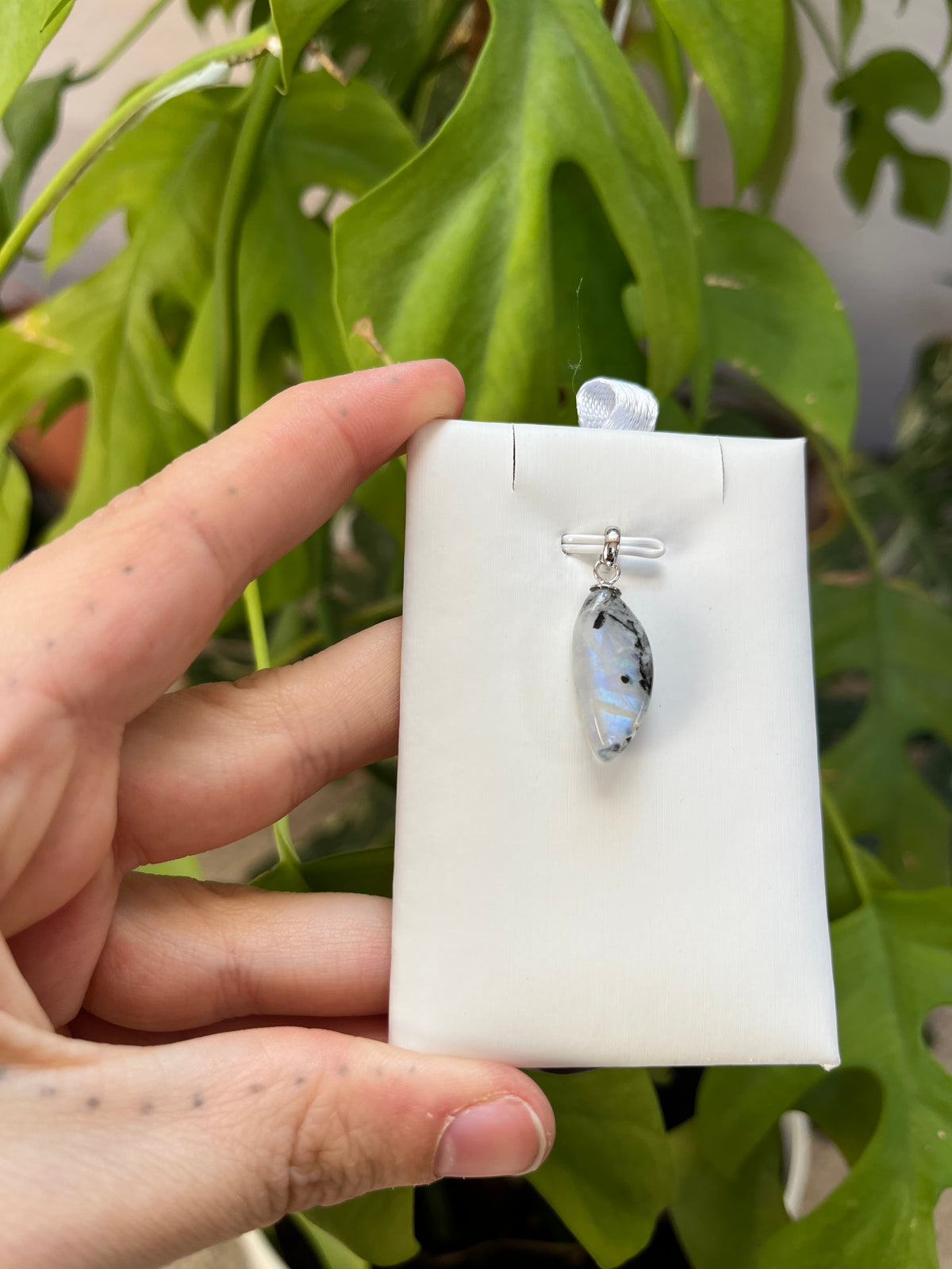 Weißer Labradorit Anhänger 925 Silber Öse – Edelstein Schmuck für Intuition & Schutz