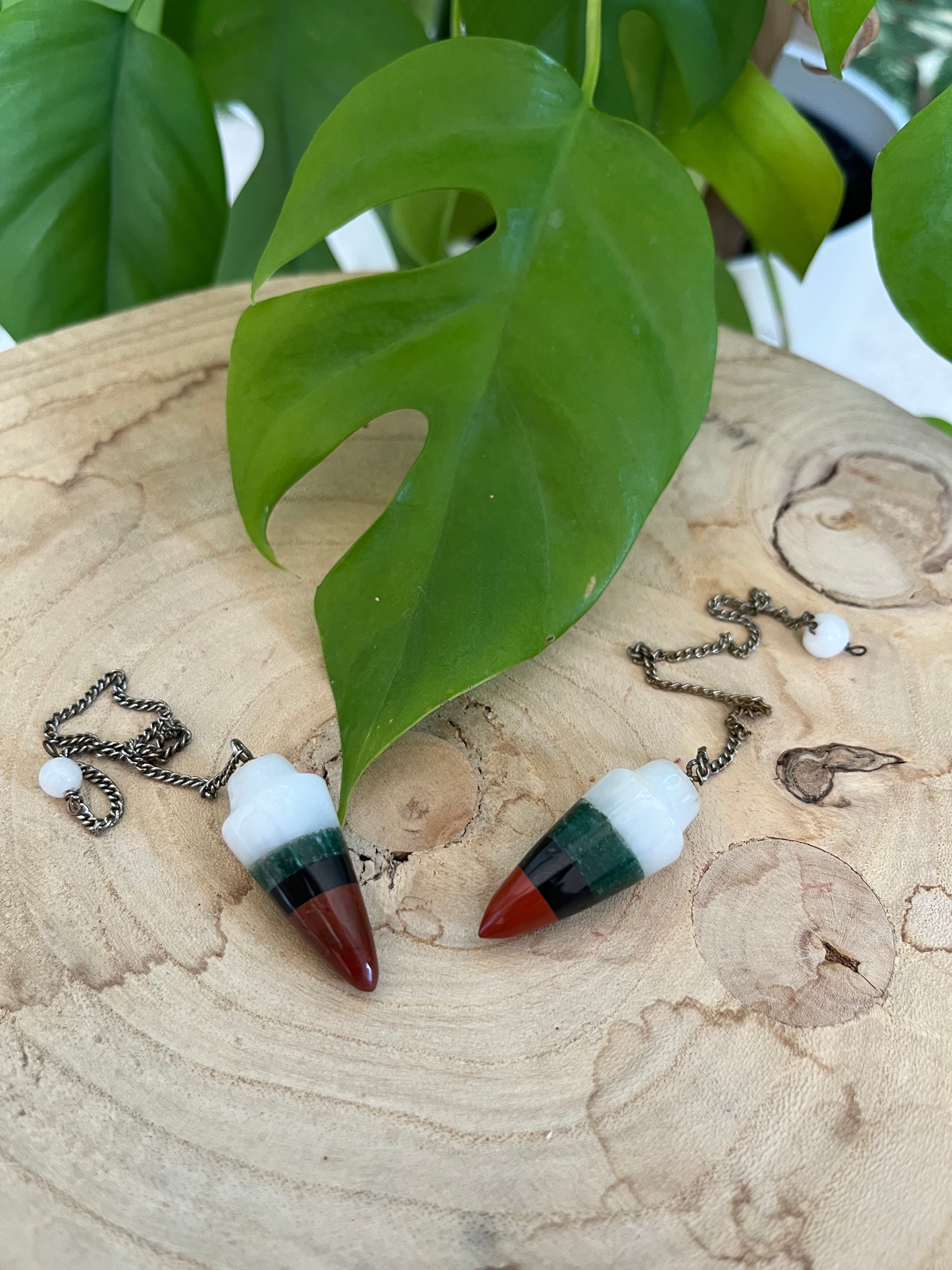 Buntes Edelstein Pendel – Tropfenform aus Achat, Aventurin & Jaspis