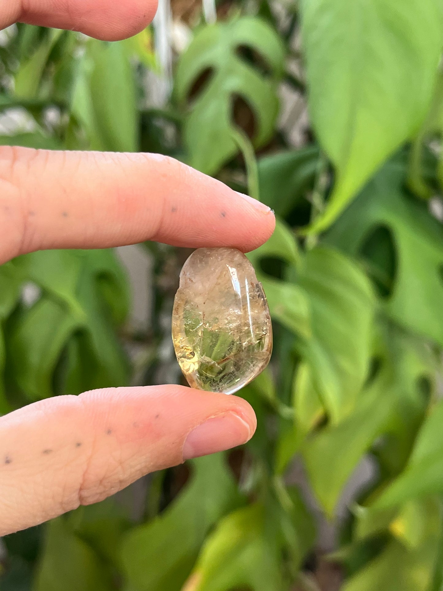 Citrin Natur Trommelstein gebohrt – Edelstein Anhänger für Fülle & Lebensfreude