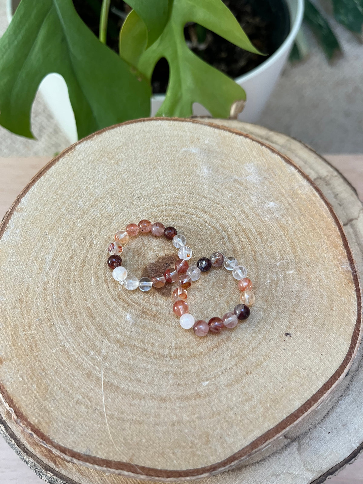 Feuerquarz Ring elasisch - 4mm Kugeln