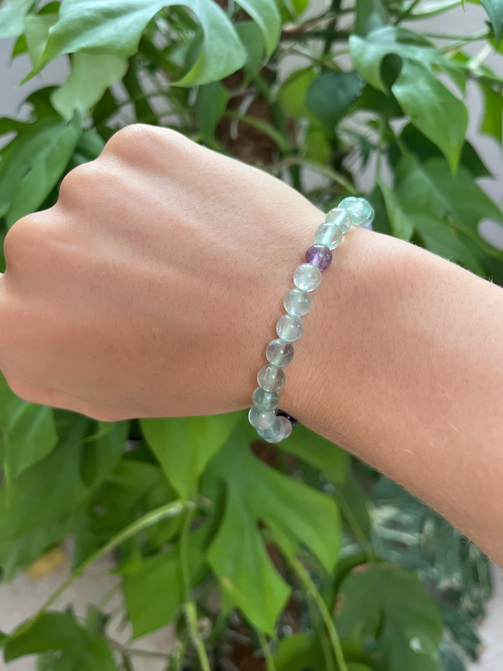 Fluorit Kugelarmband 6 mm – Edelstein Schmuck für Klarheit & Inspiration