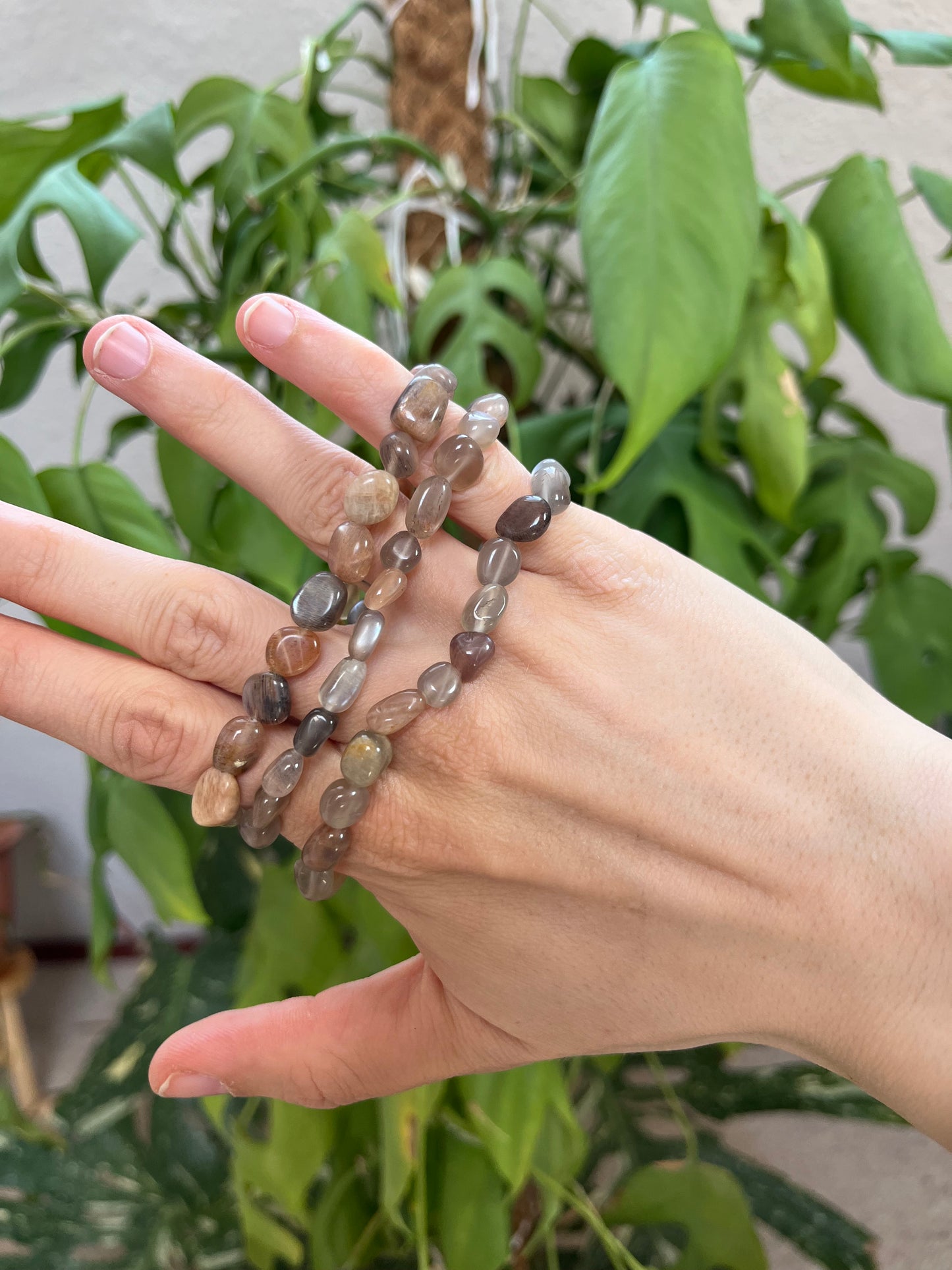 Mondstein Nugget Armband – Edelstein Armband für Intuition & Weiblichkeit