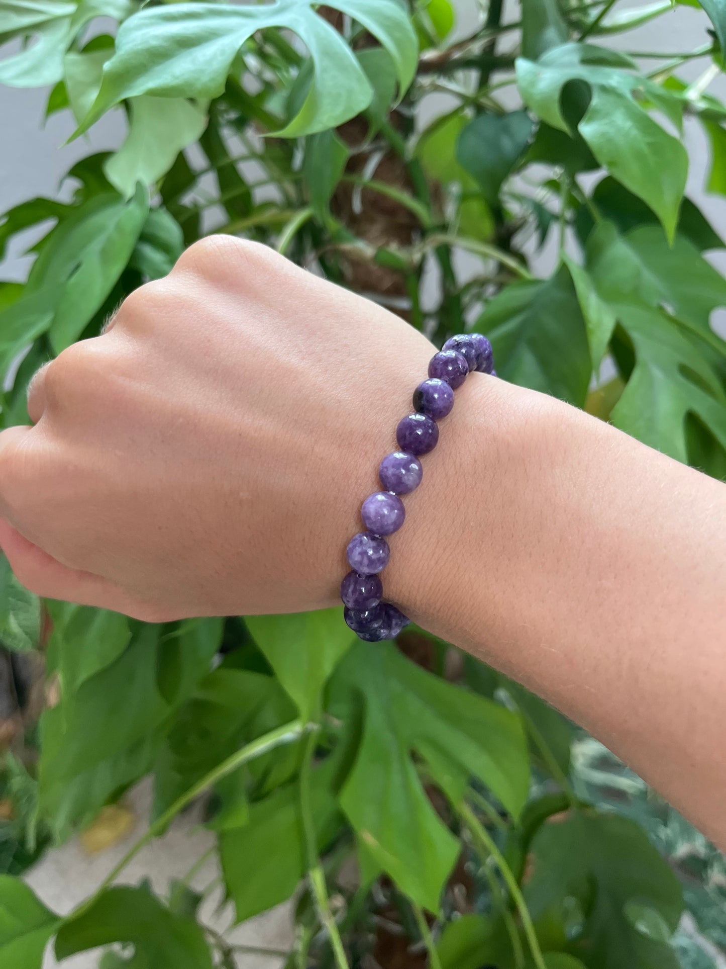 Lepidolith Kugelarmband – wahlweise 6 mm oder 8 mm Edelstein Schmuck für Ruhe & Balance
